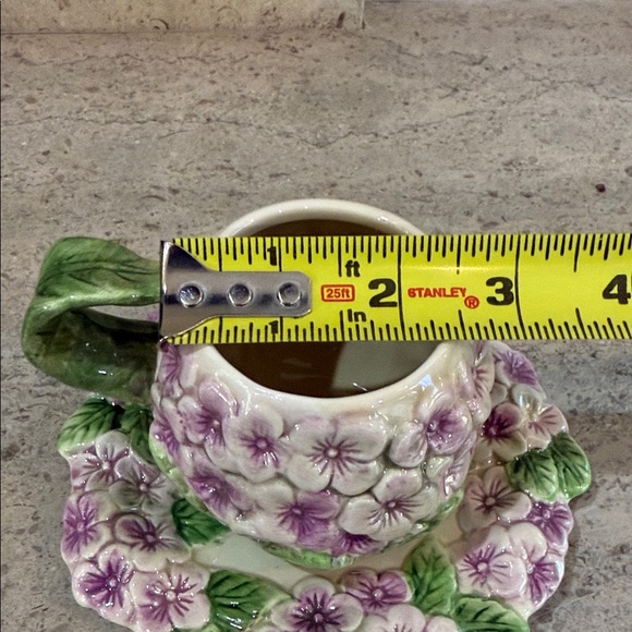 Hydrangea Ceramic Cup and Saucer - Picture 8 of 12